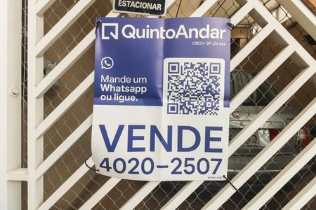 Casa à venda com 120m², 3 quartos e 1 vaga Casa à venda com 120m², 3 quartos e 1 vagaFachada - Placa Código WYNY-1033