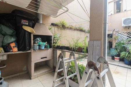Casa à venda com 120m², 3 quartos e 1 vaga Casa à venda com 120m², 3 quartos e 1 vagaQuintal e Churrasqueira