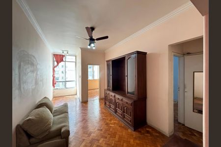 Sala de apartamento para alugar com 2 quartos, 70m² em Copacabana, Rio de Janeiro