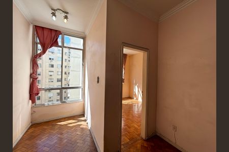 Apartamento para alugar com 70m², 2 quartos e sem vagaSala