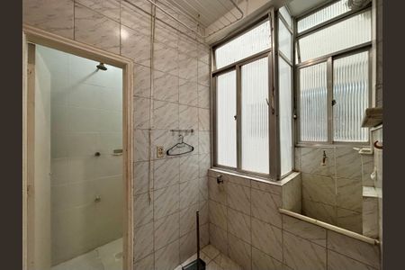 Apartamento para alugar com 70m², 2 quartos e sem vagaÁrea de serviço
