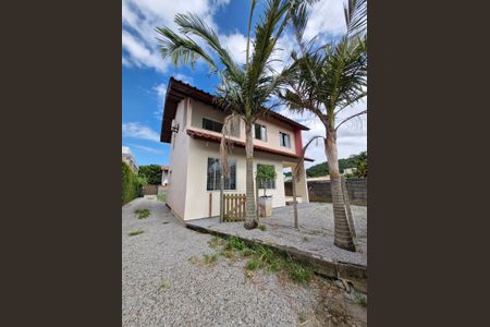 Casa para alugar com 143m², 3 quartos e 1 vagaFachada