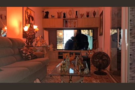 Casa à venda com 192m², 3 quartos e 2 vagasSala