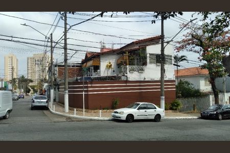 Casa à venda com 192m², 3 quartos e 2 vagasFachada