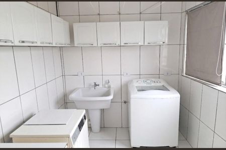 Casa à venda com 192m², 3 quartos e 2 vagasÁrea de serviço