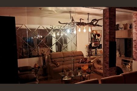 Sala de casa à venda com 3 quartos, 192m² em Jardim Taboao, São Paulo