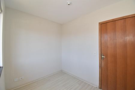 Casa de condomínio para alugar com 130m², 3 quartos e 2 vagasQuarto 2