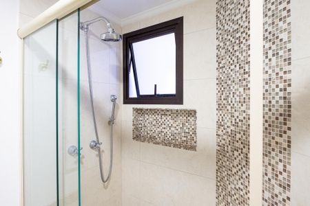Apartamento para alugar com 120m², 2 quartos e 2 vagas Apartamento para alugar com 120m², 2 quartos e 2 vagasBanheiro Social