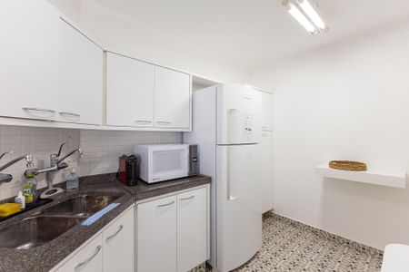 Apartamento para alugar com 120m², 2 quartos e 2 vagas Apartamento para alugar com 120m², 2 quartos e 2 vagasCozinha