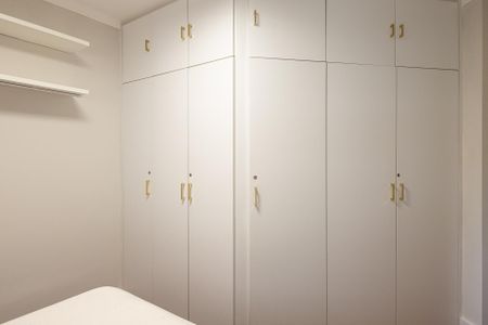 Apartamento para alugar com 120m², 2 quartos e 2 vagas Apartamento para alugar com 120m², 2 quartos e 2 vagasQuarto