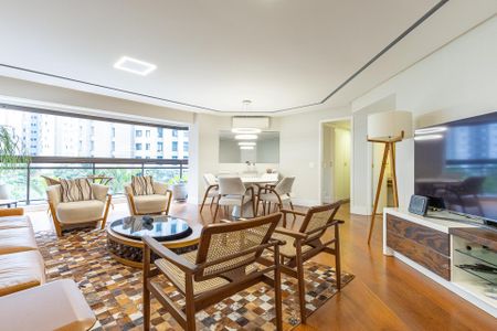 Sala de apartamento para alugar com 2 quartos, 120m² em Indianópolis, São Paulo