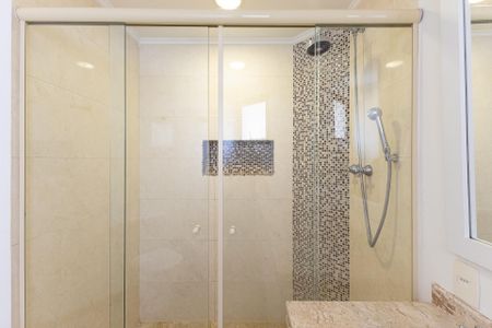 Apartamento para alugar com 120m², 2 quartos e 2 vagas Apartamento para alugar com 120m², 2 quartos e 2 vagasBanheiro da Suíte