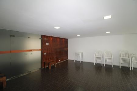 Apartamento à venda com 64m², 2 quartos e 1 vagaÁrea Comum