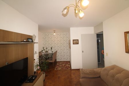 Apartamento à venda com 64m², 2 quartos e 1 vagaSala