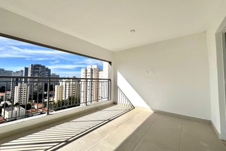 Apartamento à venda com 125m², 3 quartos e 2 vagasVaranda