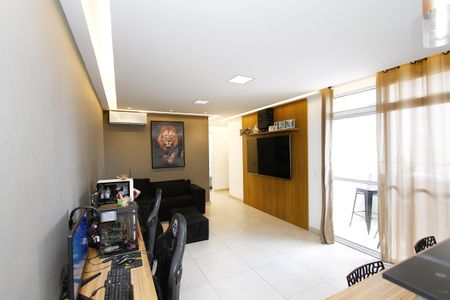 Apartamento à venda com 76m², 3 quartos e 2 vagasSala