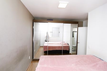 Apartamento à venda com 76m², 3 quartos e 2 vagasSuíte