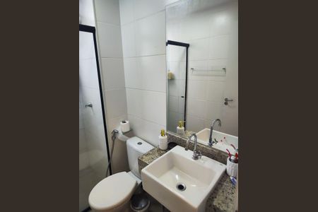 Apartamento para alugar com 76m², 3 quartos e 2 vagasBanheiro 