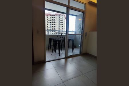 Apartamento para alugar com 76m², 3 quartos e 2 vagasVaranda