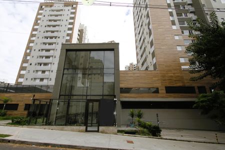 Apartamento à venda com 76m², 3 quartos e 2 vagasFachada