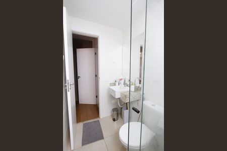 Apartamento à venda com 76m², 3 quartos e 2 vagasBanheiro da Suíte