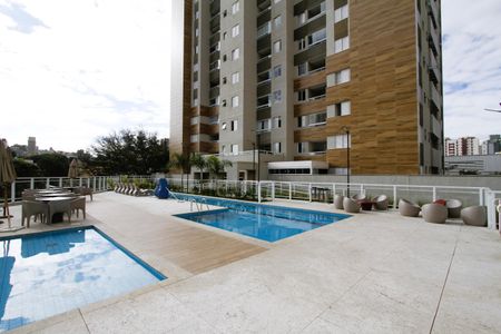 Apartamento à venda com 76m², 3 quartos e 2 vagasÁrea comum - Piscina