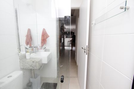 Apartamento à venda com 76m², 3 quartos e 2 vagasBanheiro Social