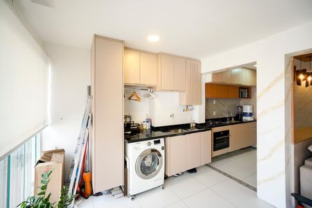 Apartamento à venda com 76m², 2 quartos e 1 vaga Apartamento à venda com 76m², 2 quartos e 1 vagaÁrea de serviço