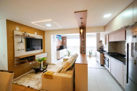 Sala de apartamento para alugar com 2 quartos, 76m² em Vila Zilda, São Paulo
