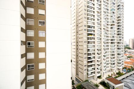 Apartamento à venda com 76m², 2 quartos e 1 vaga Apartamento à venda com 76m², 2 quartos e 1 vagaVista da suíte 02