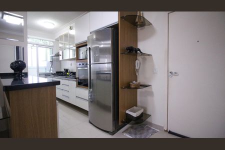 Apartamento para alugar com 81m², 3 quartos e 1 vaga