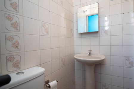 Casa para alugar com 28m², 1 quarto e sem vagaBanheiro