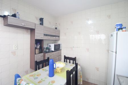 Cozinha de casa para alugar com 1 quarto, 42m² em Chácara Cocaia, São Paulo