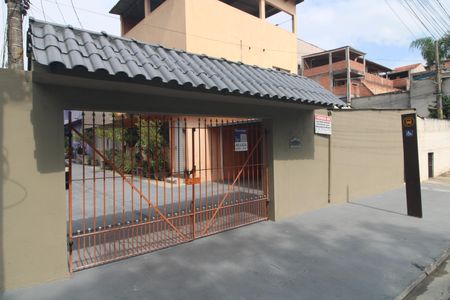 Casa para alugar com 42m², 1 quarto e 1 vagaFachada