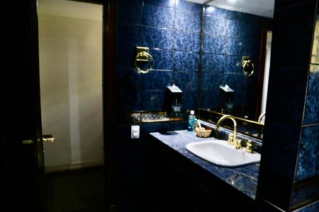 Casa de condomínio à venda com 2500m², 5 quartos e 20 vagasLavabo
