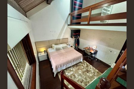 Casa de condomínio à venda com 2500m², 5 quartos e 20 vagasQuarto