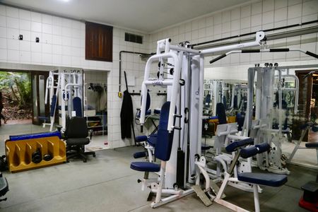 Casa de condomínio à venda com 2500m², 5 quartos e 20 vagasDespensa