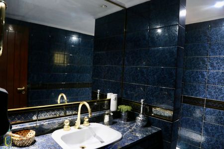 Casa de condomínio à venda com 2500m², 5 quartos e 20 vagasLavabo