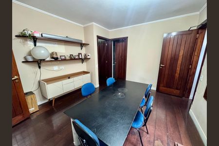 Casa de condomínio à venda com 2500m², 5 quartos e 20 vagasCopa