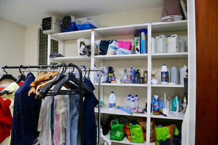 Casa de condomínio à venda com 2500m², 5 quartos e 20 vagasDespensa