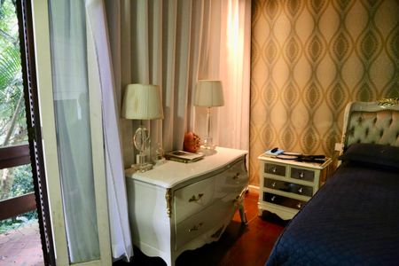 Casa de condomínio à venda com 2500m², 5 quartos e 20 vagasSuíte