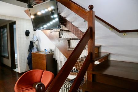 Casa de condomínio à venda com 2500m², 5 quartos e 20 vagasCorredor