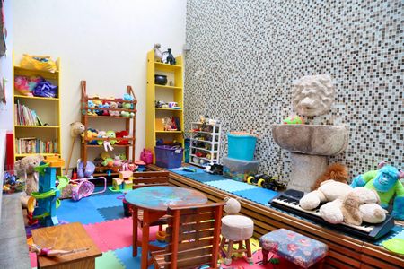 Casa de condomínio à venda com 2500m², 5 quartos e 20 vagasÁrea comum