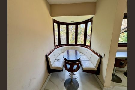 Casa de condomínio à venda com 2500m², 5 quartos e 20 vagasCopa