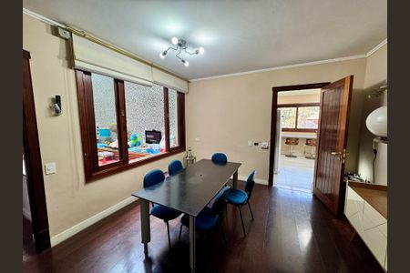 Casa de condomínio à venda com 2500m², 5 quartos e 20 vagasCopa