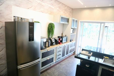 Casa de condomínio à venda com 2500m², 5 quartos e 20 vagasCozinha