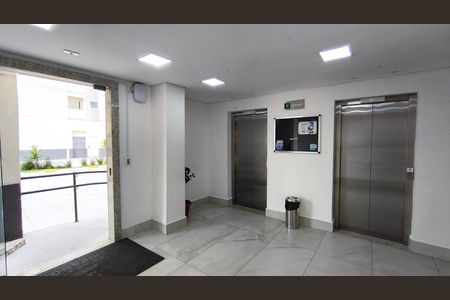 Apartamento à venda com 53m², 1 quarto e 1 vagaElevadores