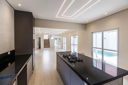Casa de condomínio à venda com 330m², 3 quartos e 4 vagas Casa de condomínio à venda com 330m², 3 quartos e 4 vagasCozinha