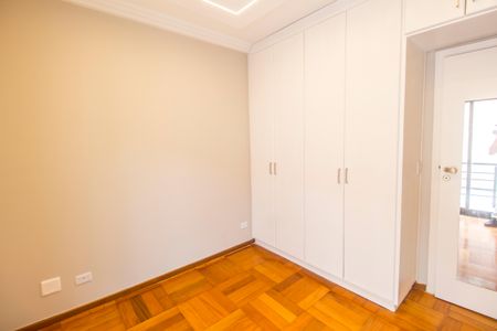 Casa de condomínio à venda com 330m², 3 quartos e 4 vagas Casa de condomínio à venda com 330m², 3 quartos e 4 vagasSuíte 2