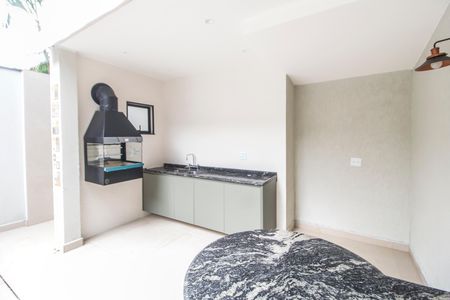 Casa de condomínio à venda com 330m², 3 quartos e 4 vagas Casa de condomínio à venda com 330m², 3 quartos e 4 vagasÁrea gourmet
